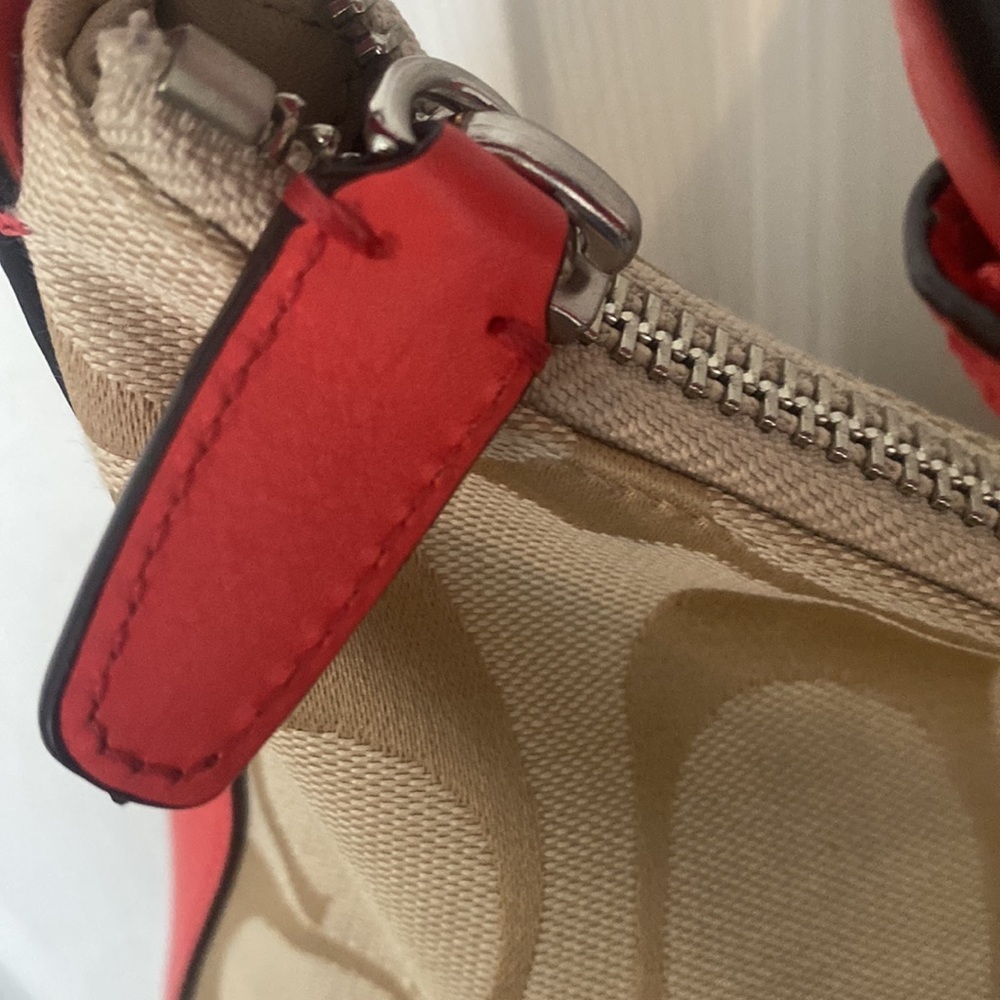 Coach Shoulder & crossbody Canvas Signature Logo purse - Picture 11 of 16